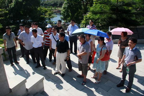 珠海常德商会党委组织党员庆“七一”活动